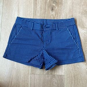 Blue stripe uniqlo shorts